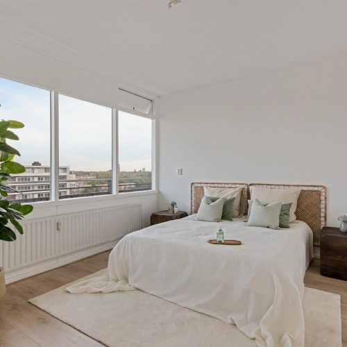 50 m² · niet opgeknapt